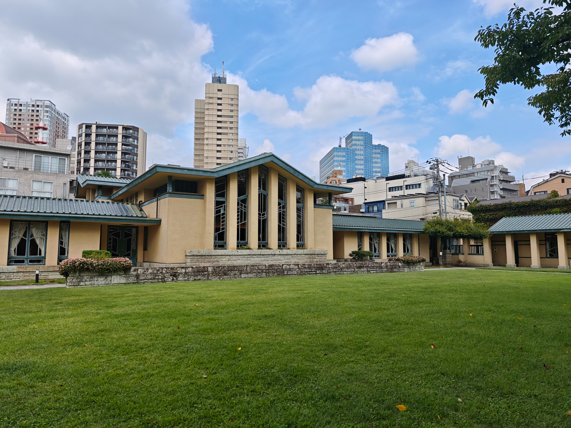 自由学園明日館